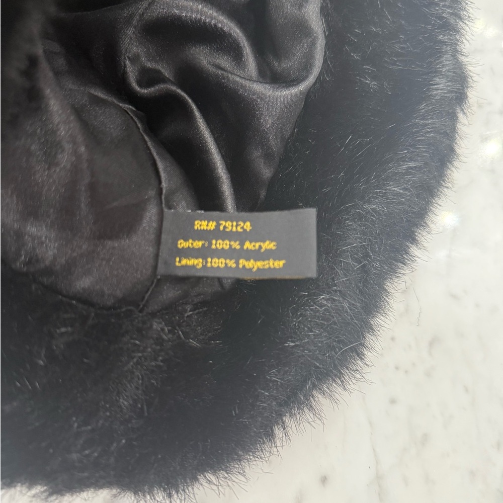 EXCELLENT Vintage Women’s Black Faux Fur Winter Bucket Hat - Picture 4 of 6